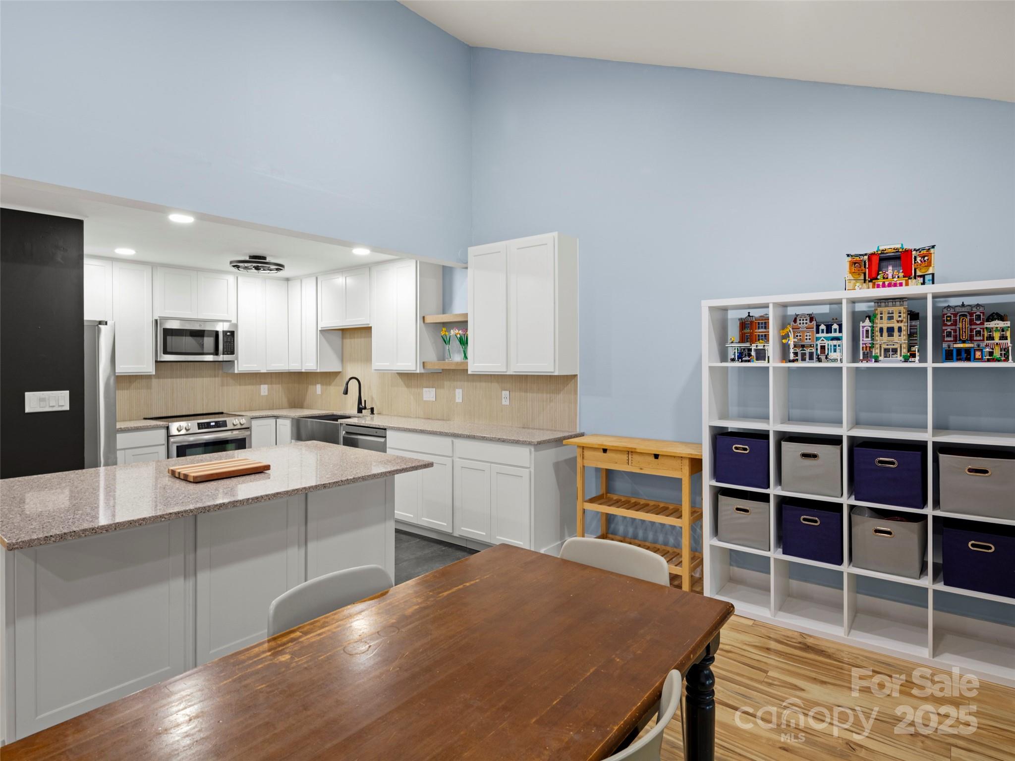 507 Woodfield Drive