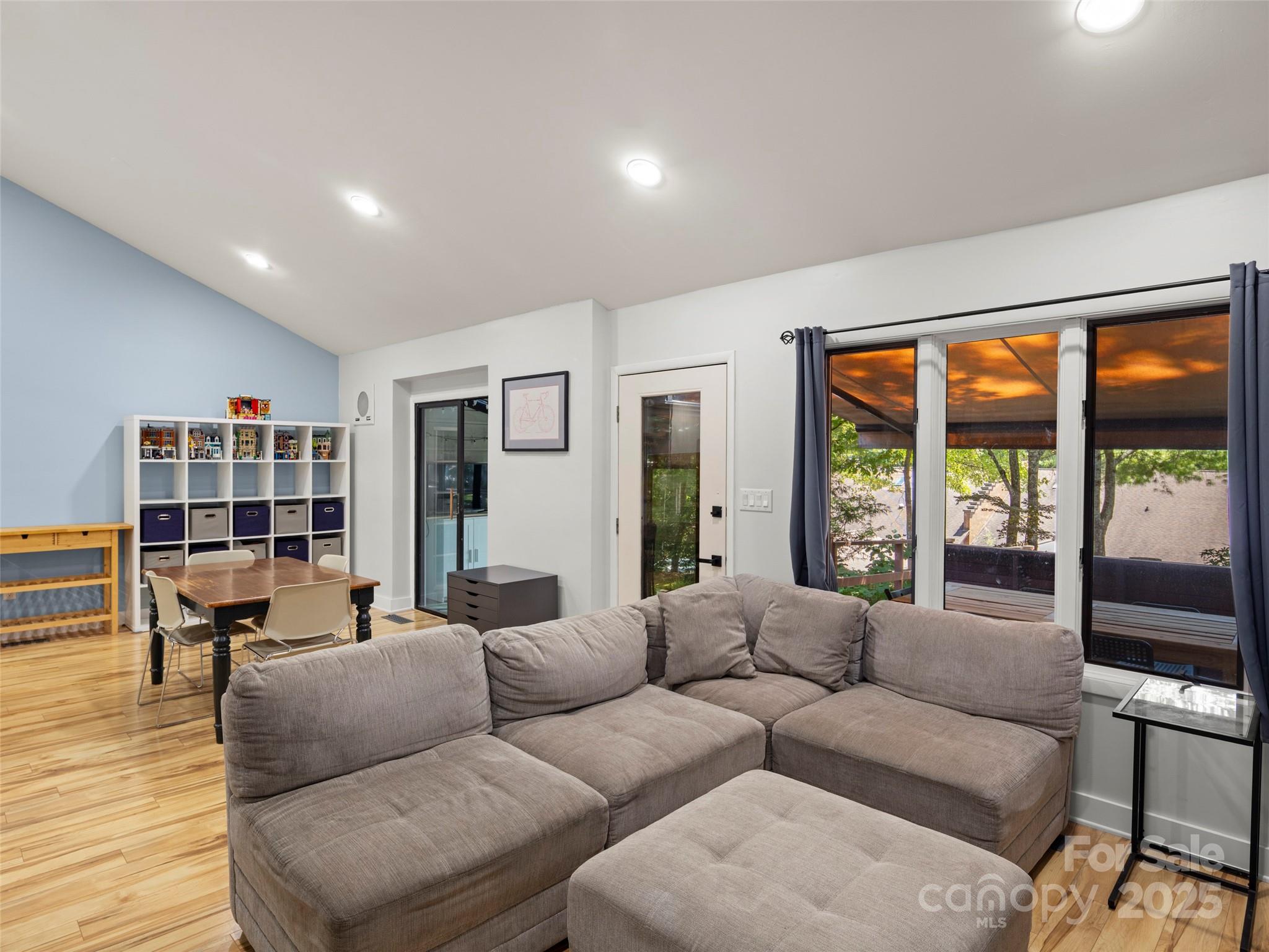 507 Woodfield Drive