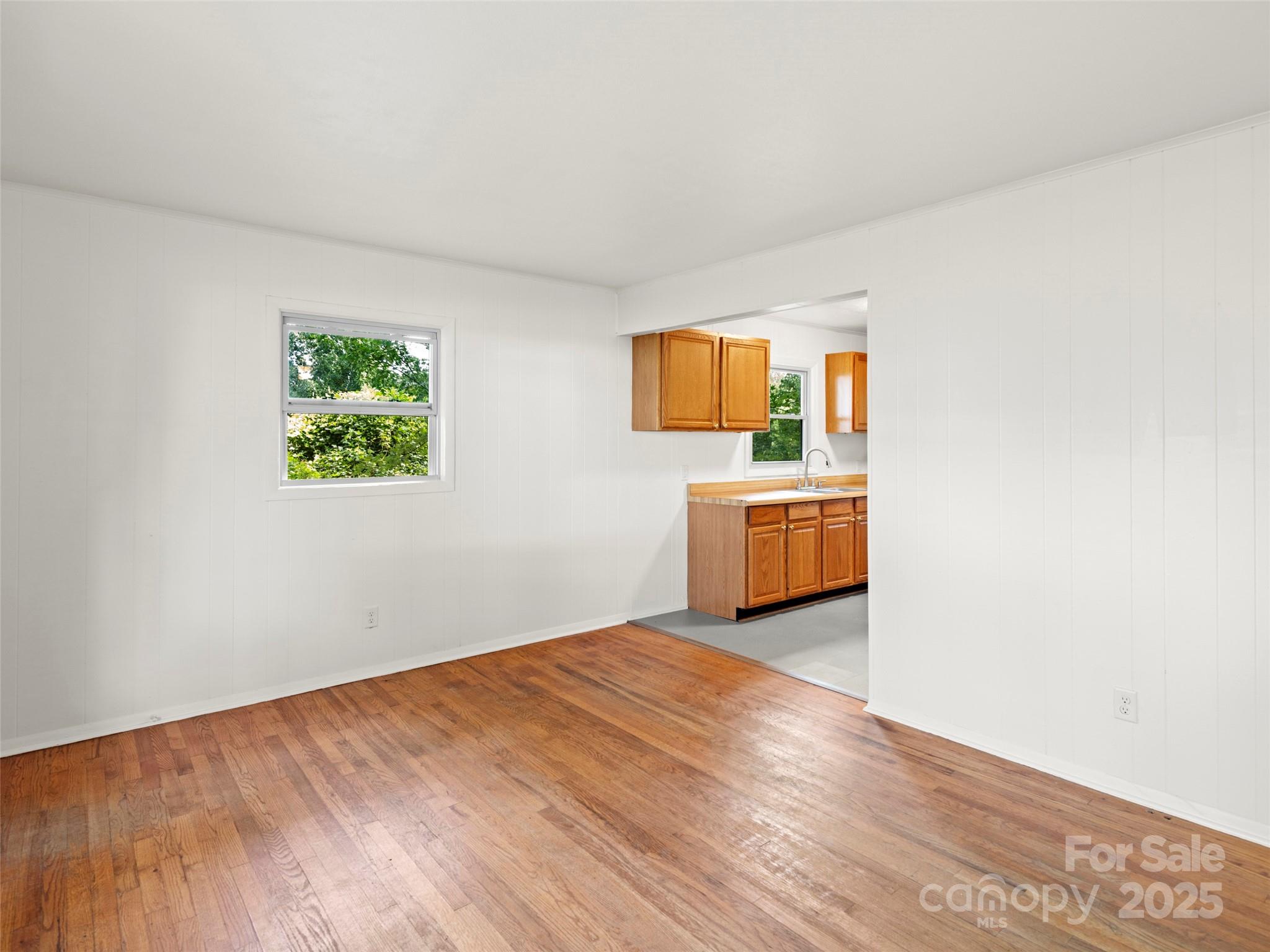 21 Crestland Road