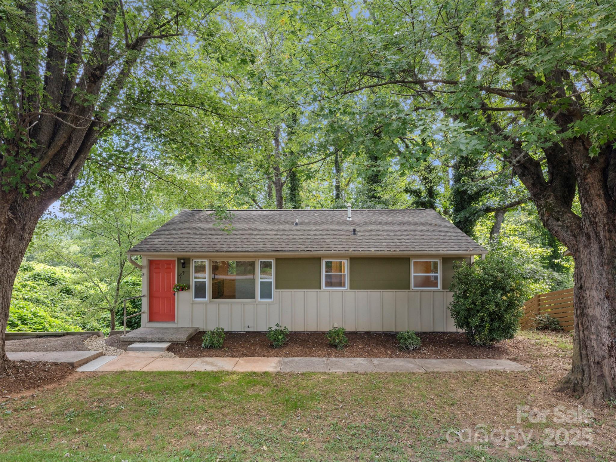 21 Crestland Road