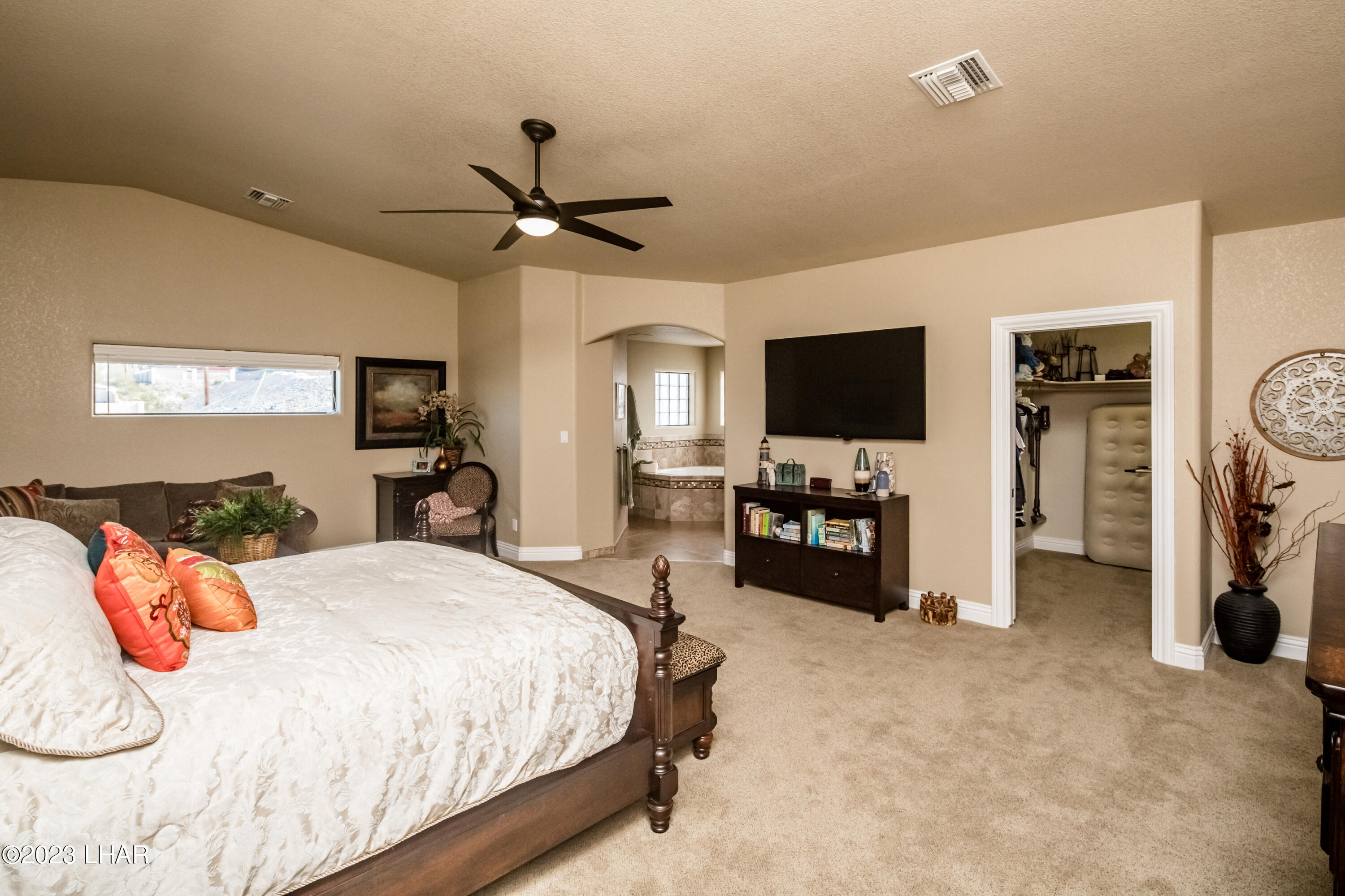 3208 Pioneer Dr