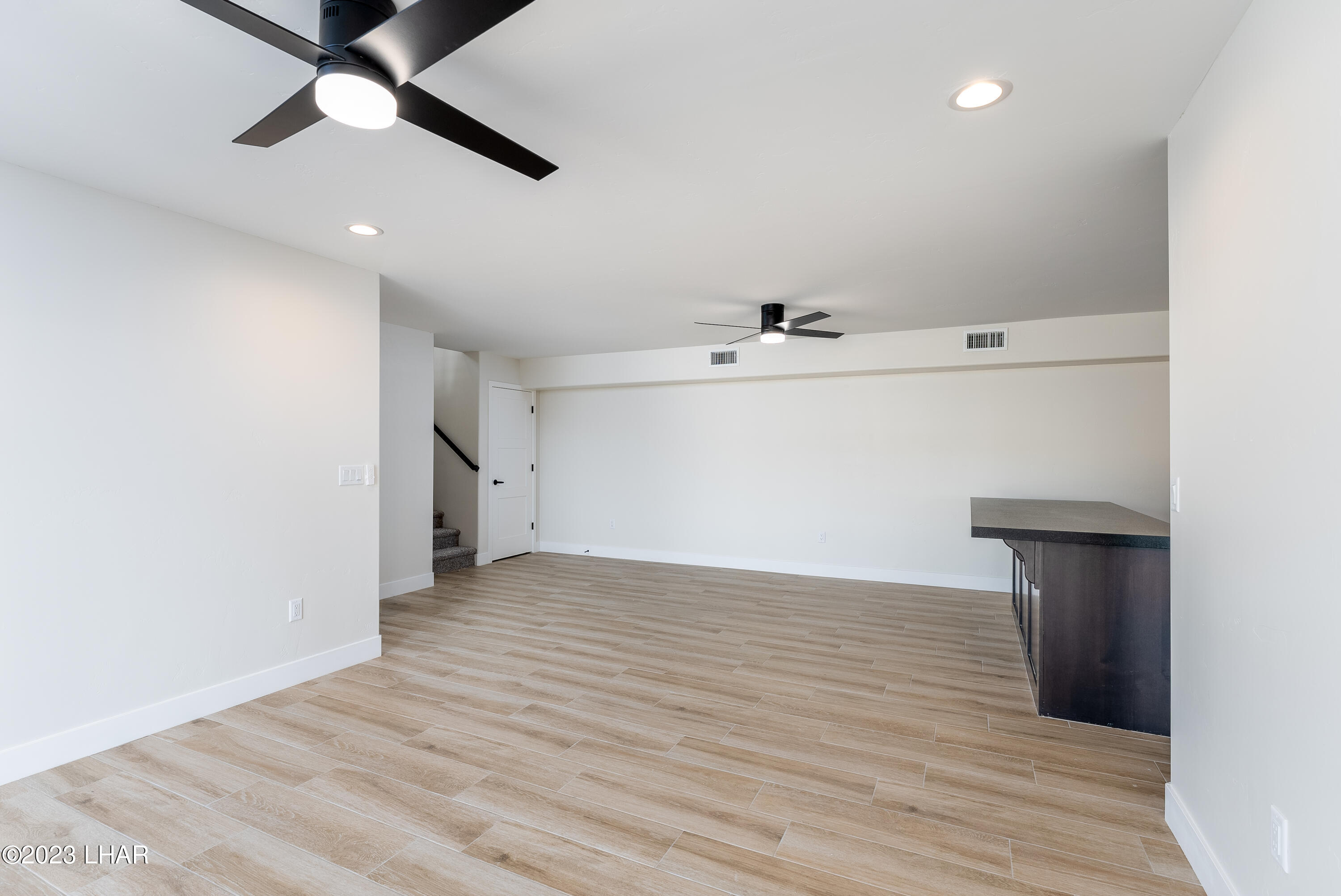 1871 Biscayne Ln