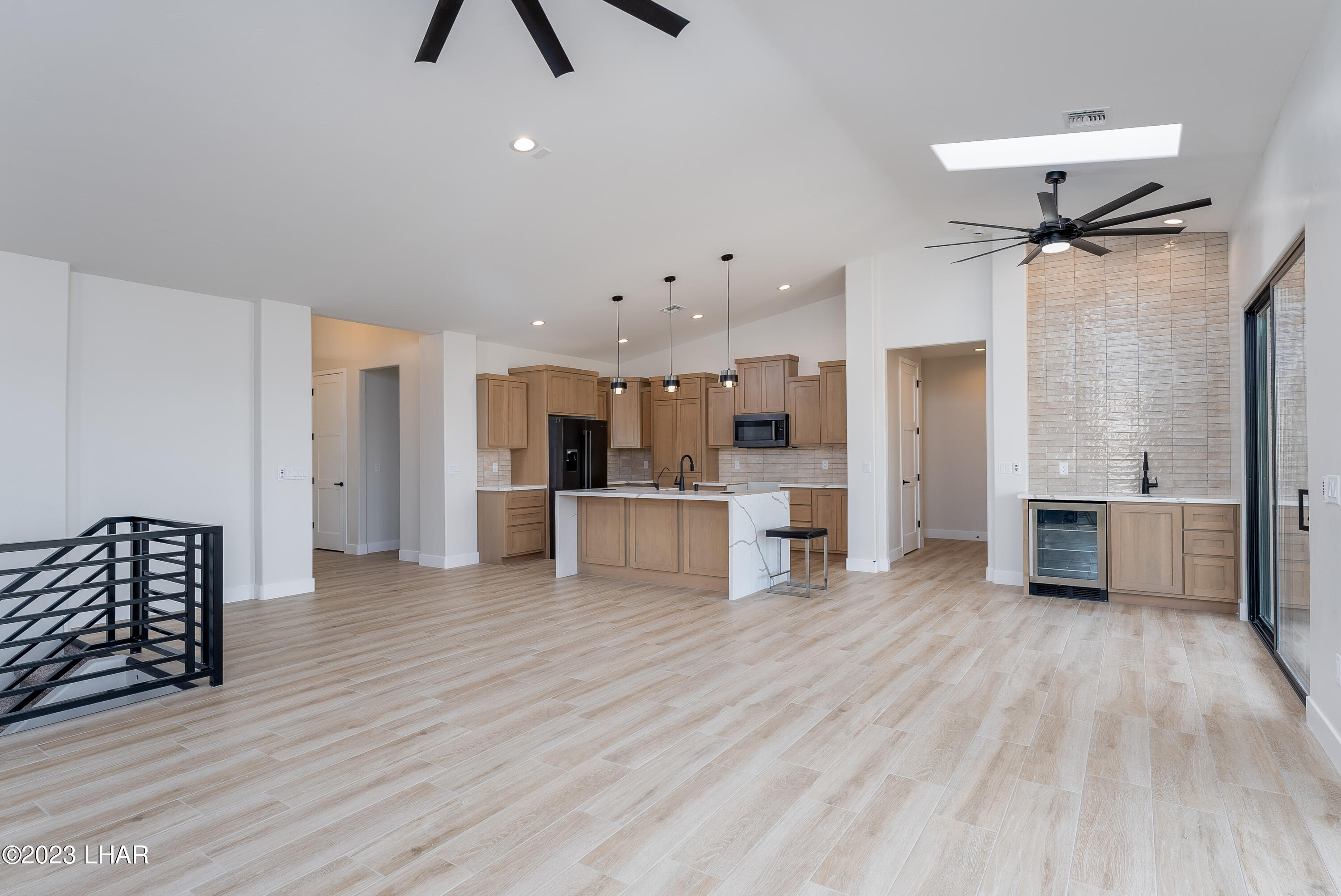 1871 Biscayne Ln