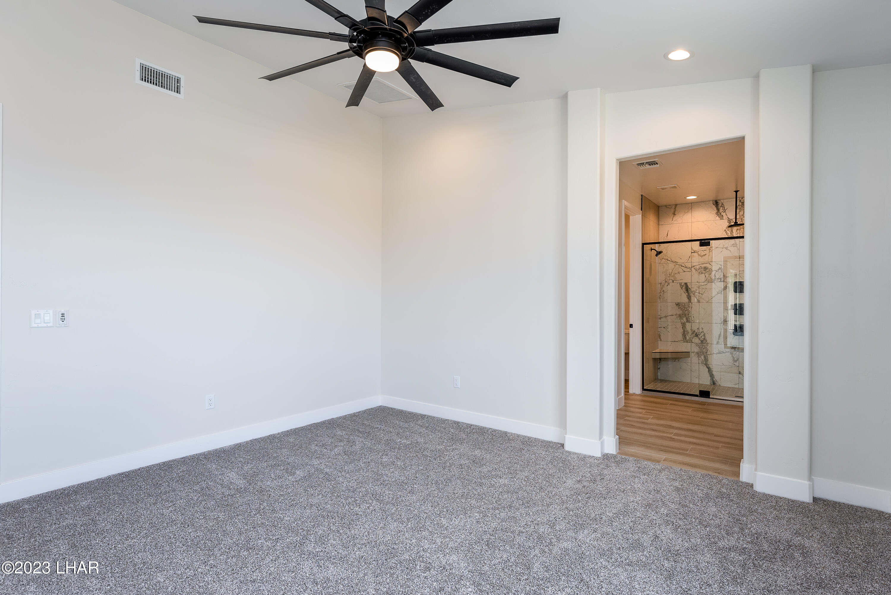 1871 Biscayne Ln