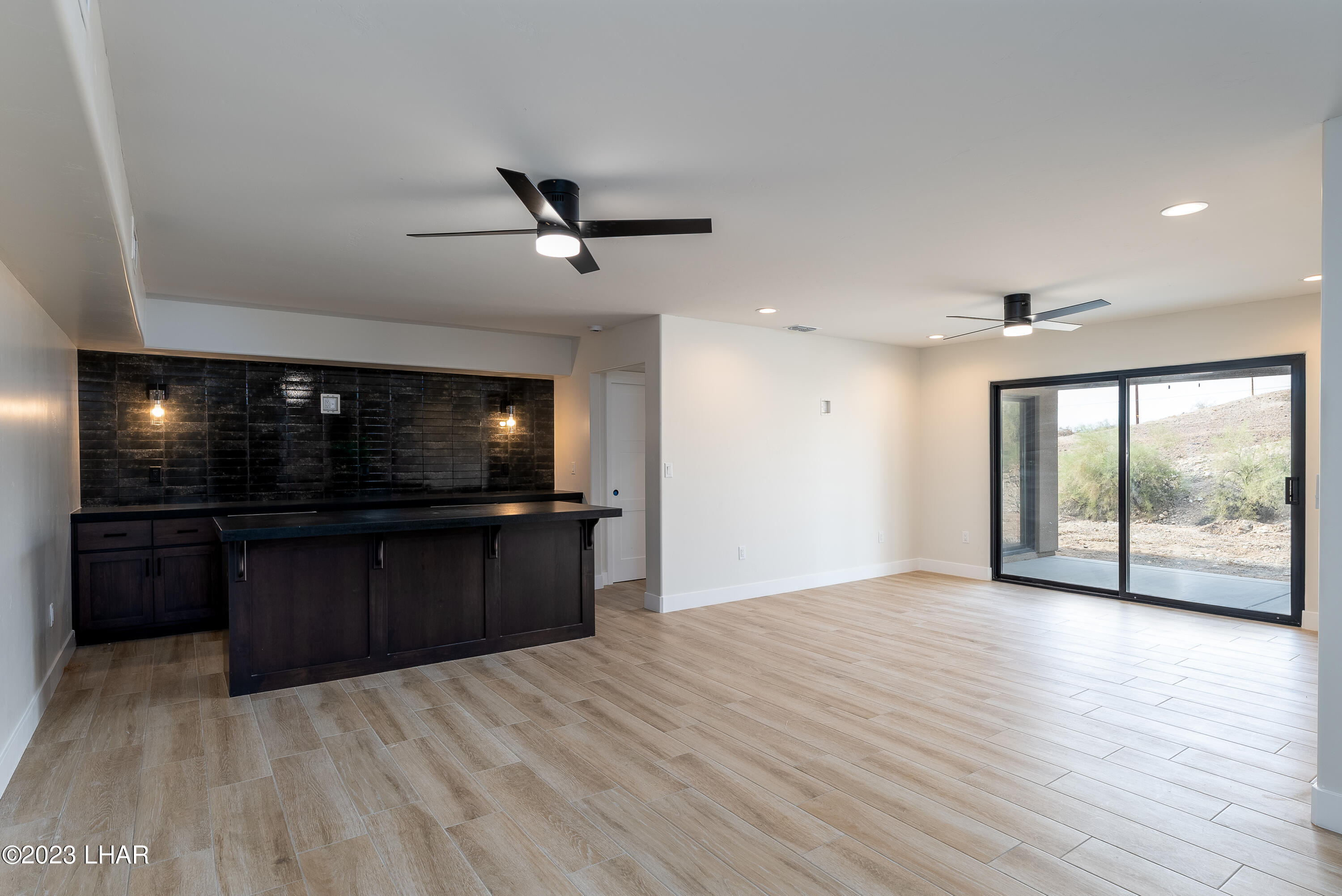 1871 Biscayne Ln