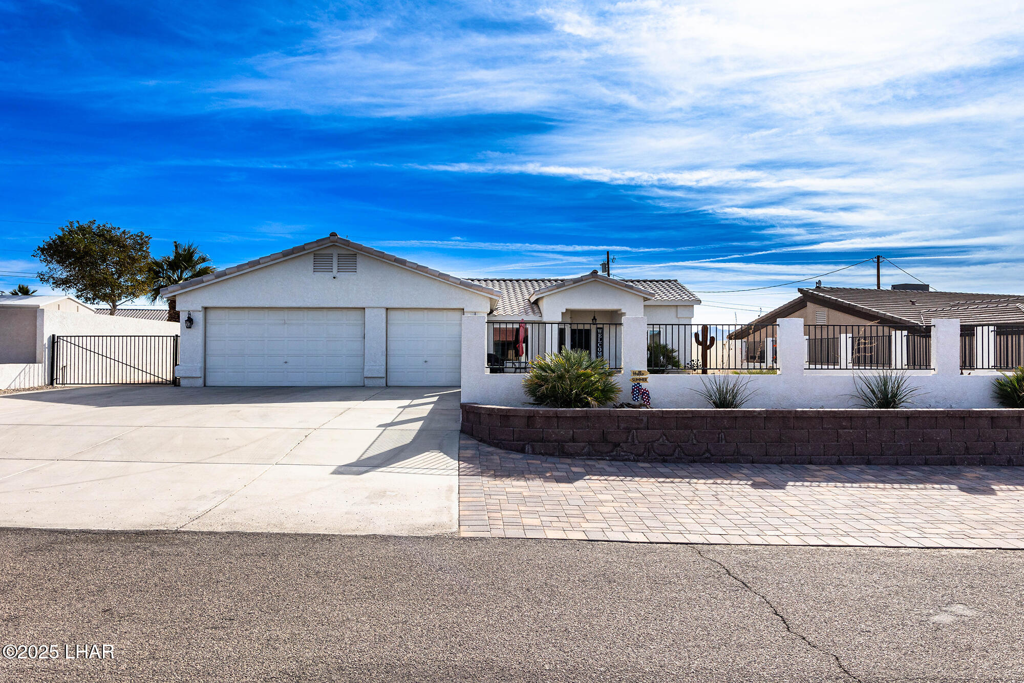 1660 Topaz Dr