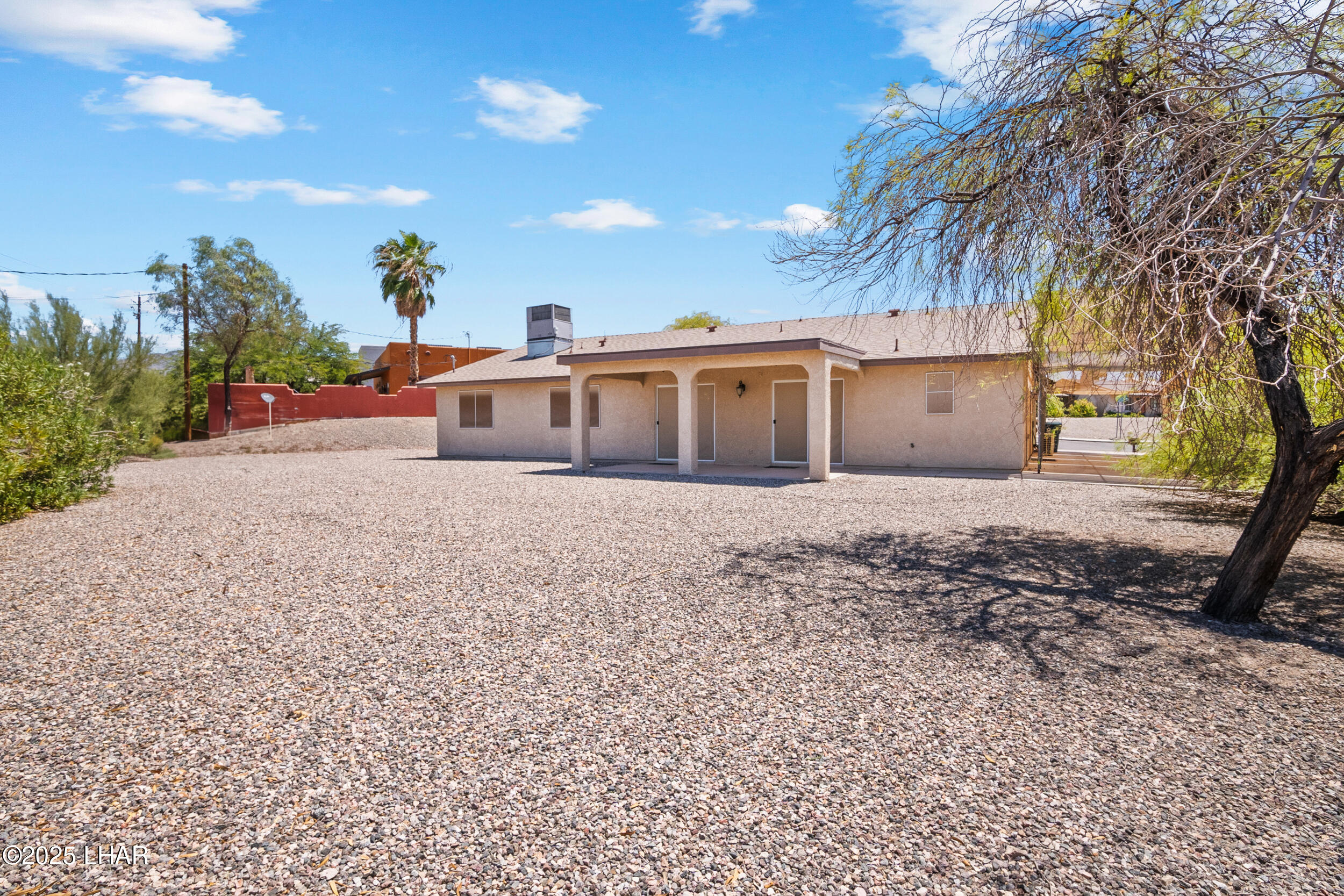 2825 Poseidon Dr