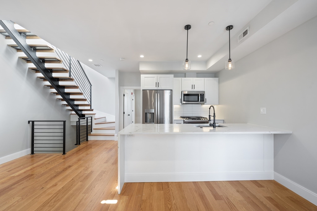 174 West Seventh # 3