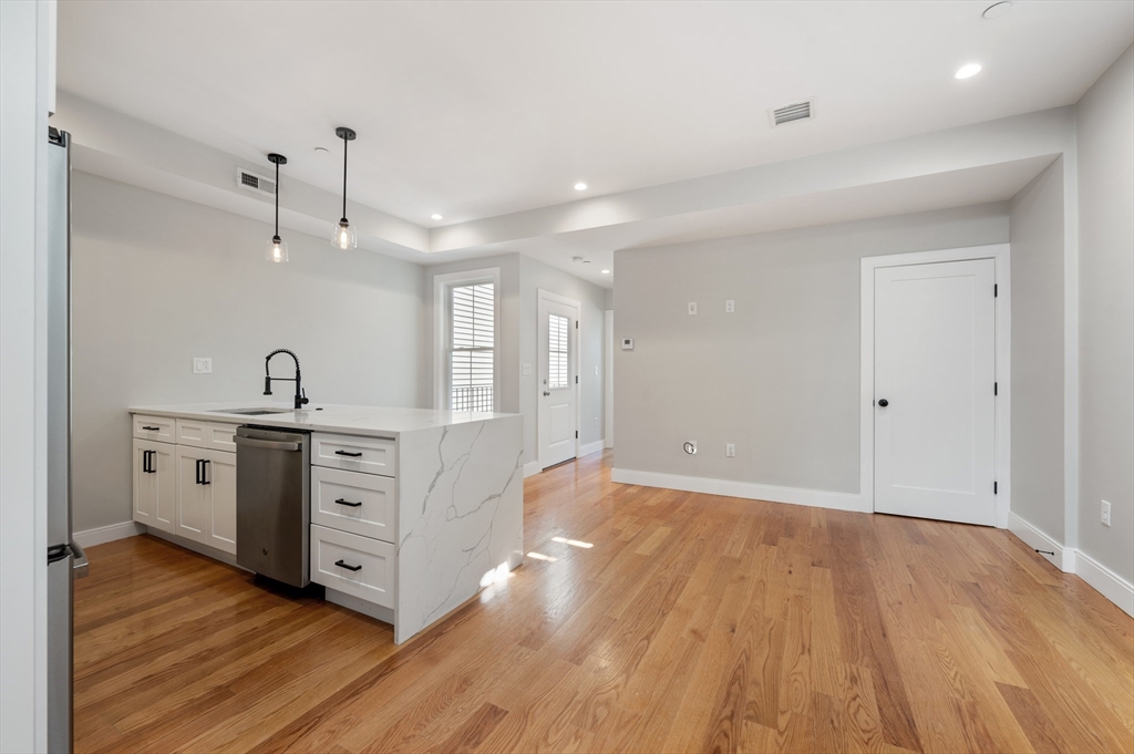 174 West Seventh # 3