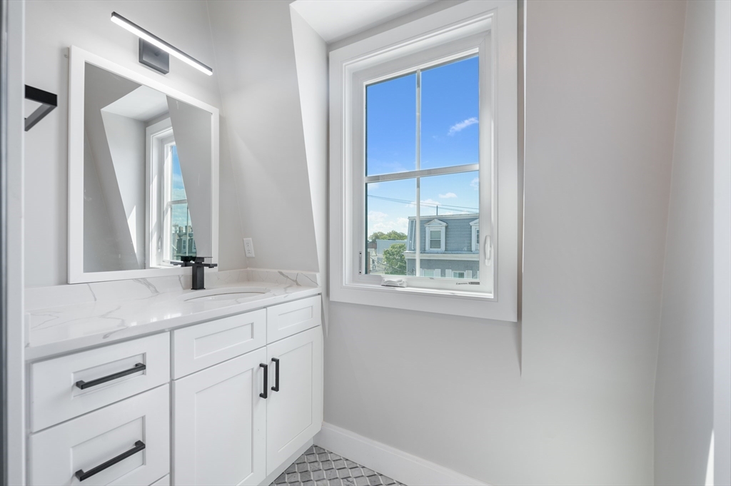 174 West Seventh # 3