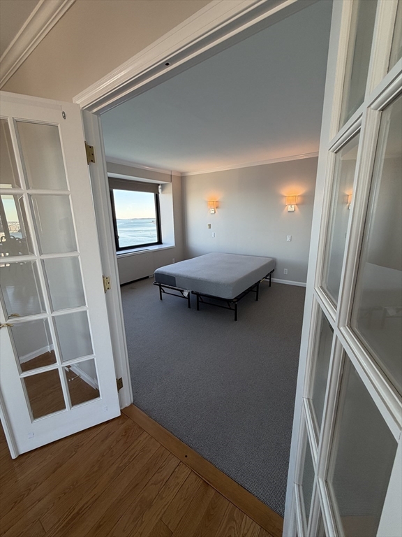 85 East India Row # 17B