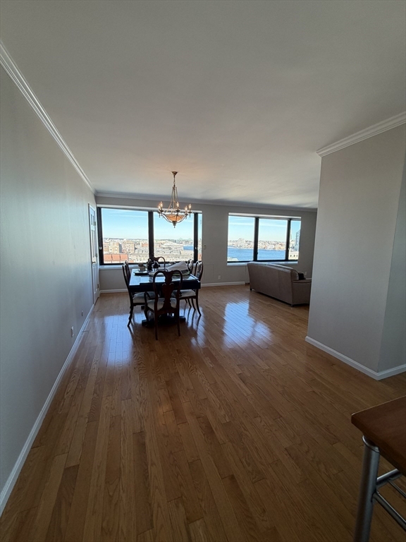 85 East India Row # 17B