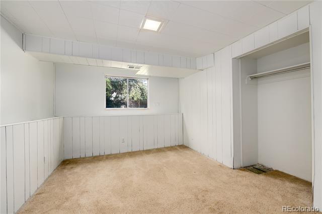 9581 W 75th Place