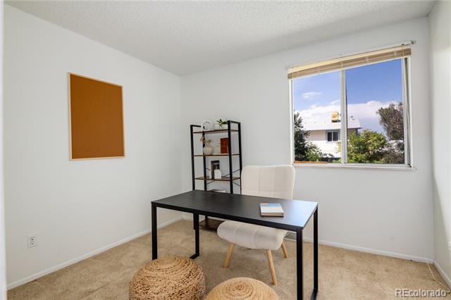 9581 W 75th Place