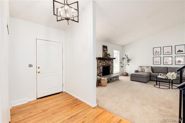 9581 W 75th Place