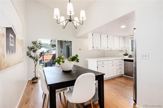 9581 W 75th Place
