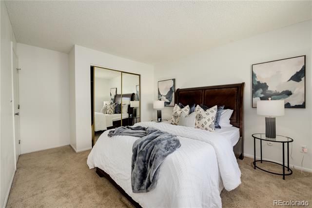 9581 W 75th Place