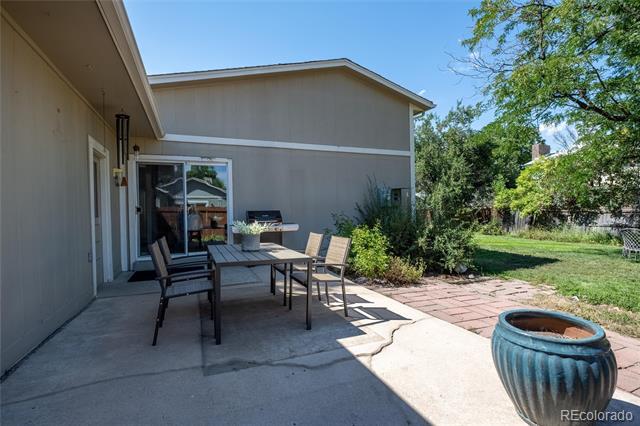 9581 W 75th Place