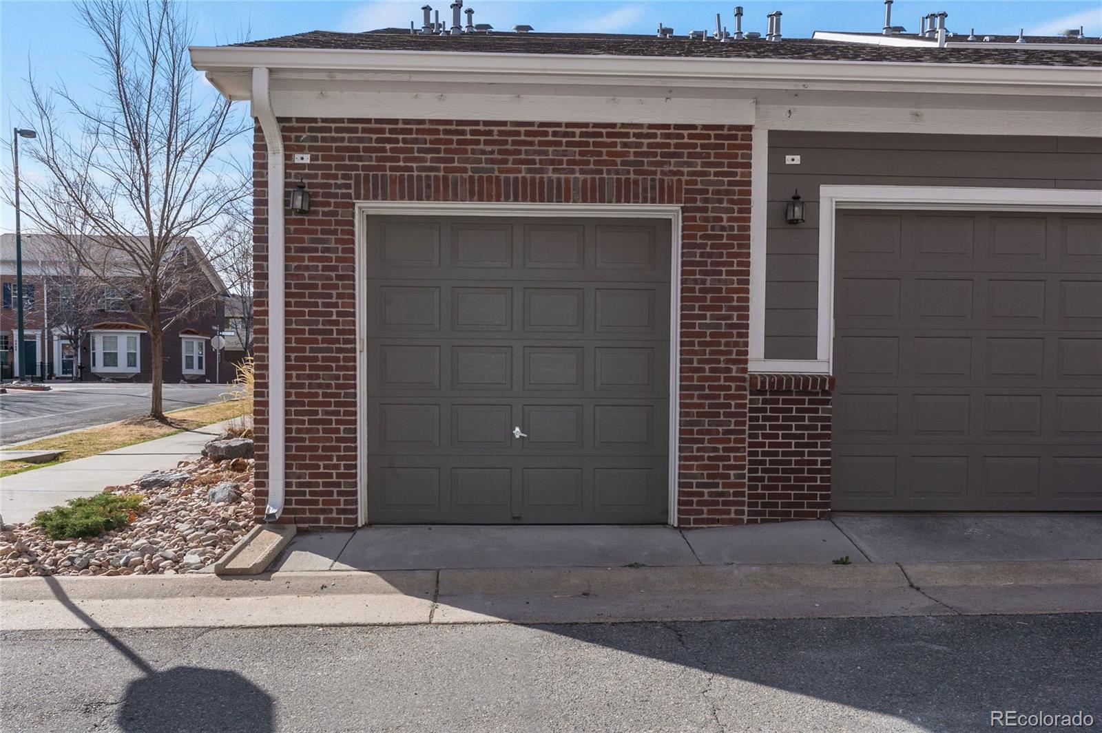 3927 W 118th Place