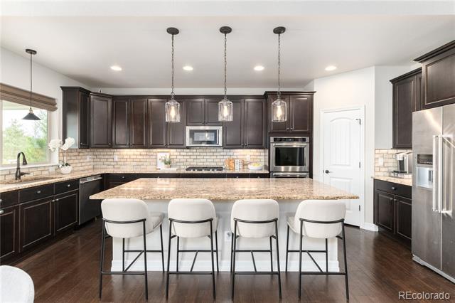 16461 Prospect Lane