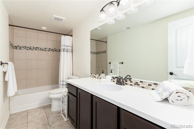 16461 Prospect Lane