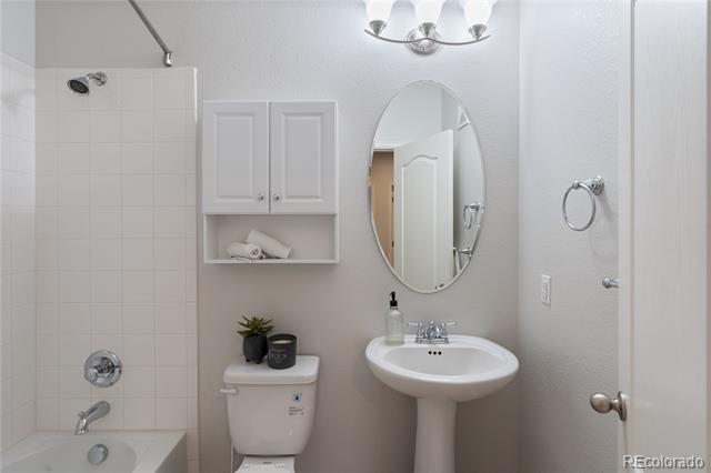 11364 Xavier Drive Unit: 205