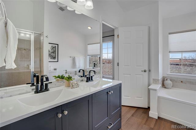 4305 W 118th Place