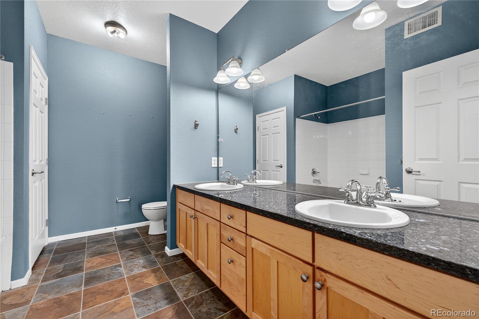 2985 Blue Sky Circle Unit: 7-304