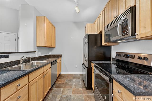 2985 Blue Sky Circle Unit: 7-304