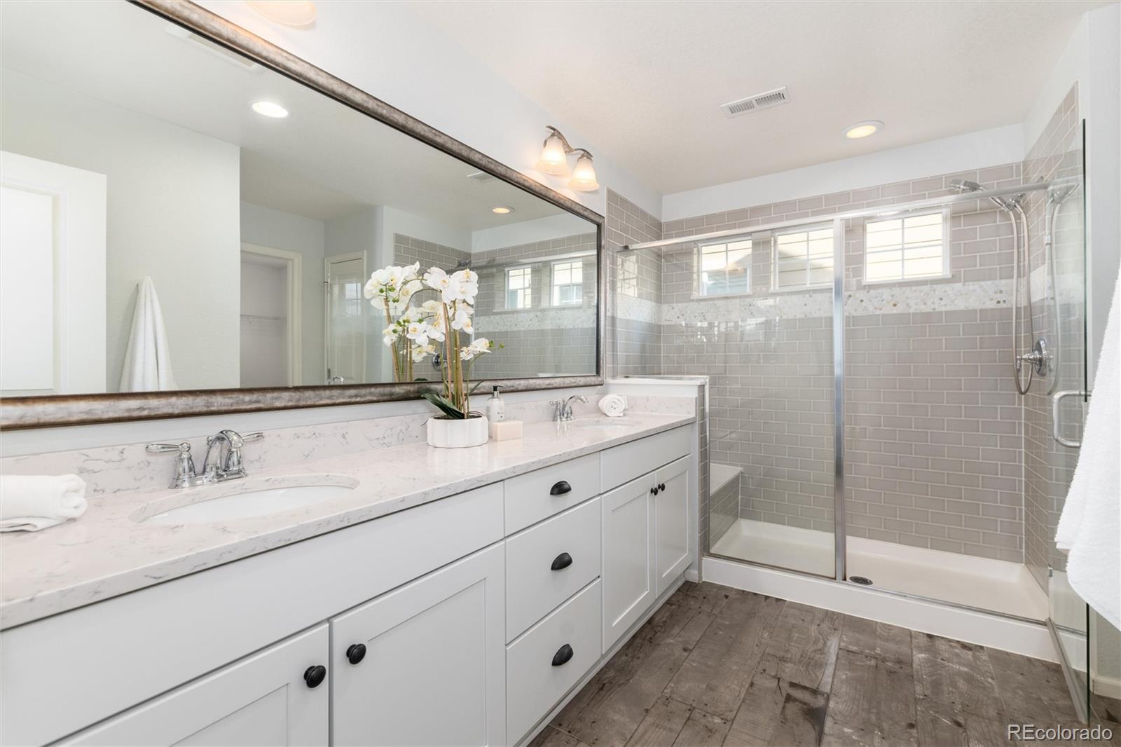 2335 Prospect Lane