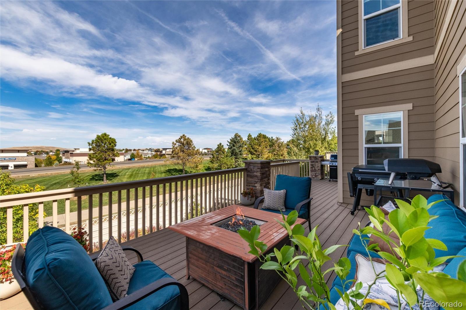 2335 Prospect Lane