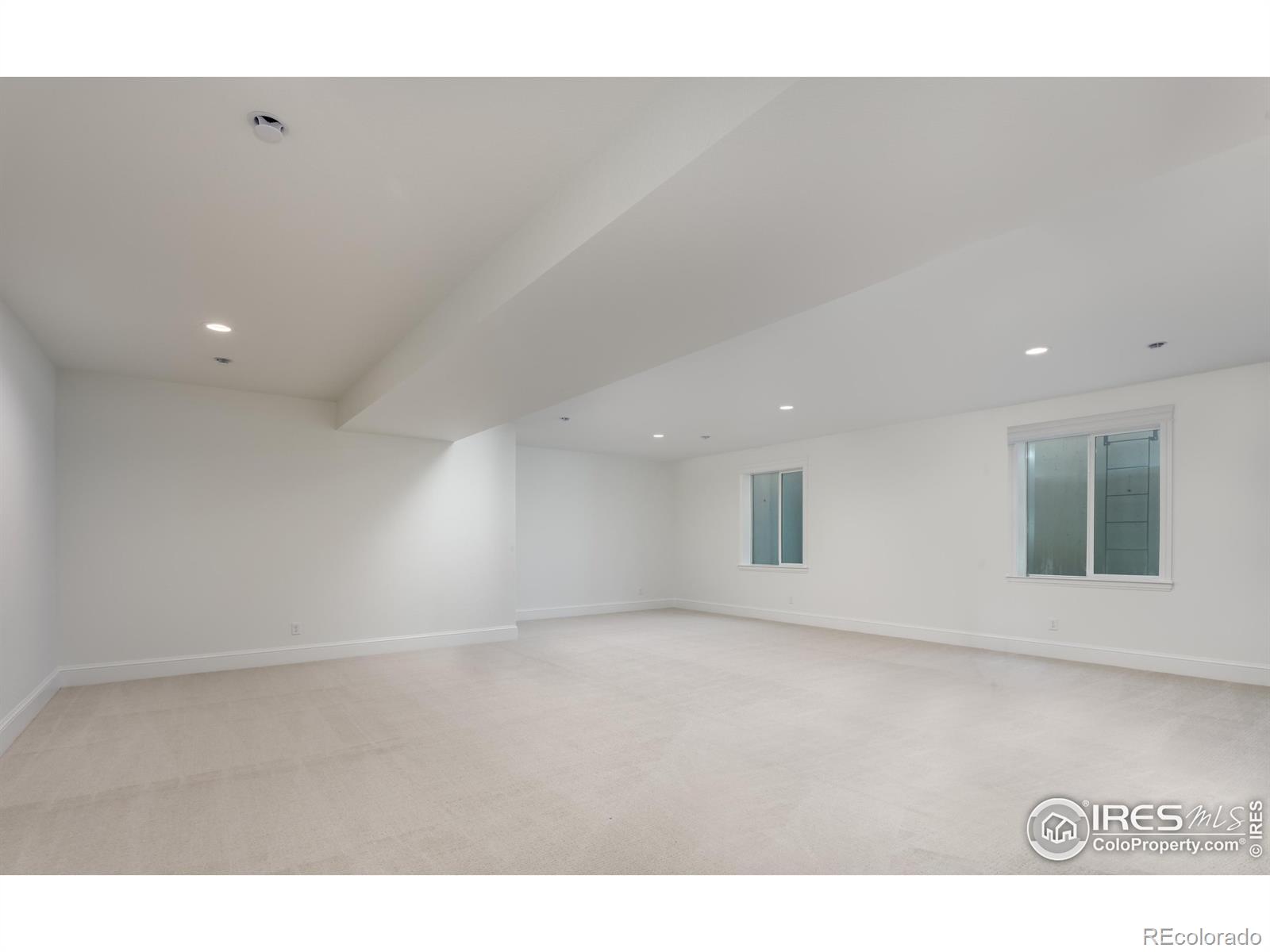 1562 Ash Drive