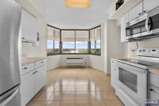 316 Prospect Avenue 11A