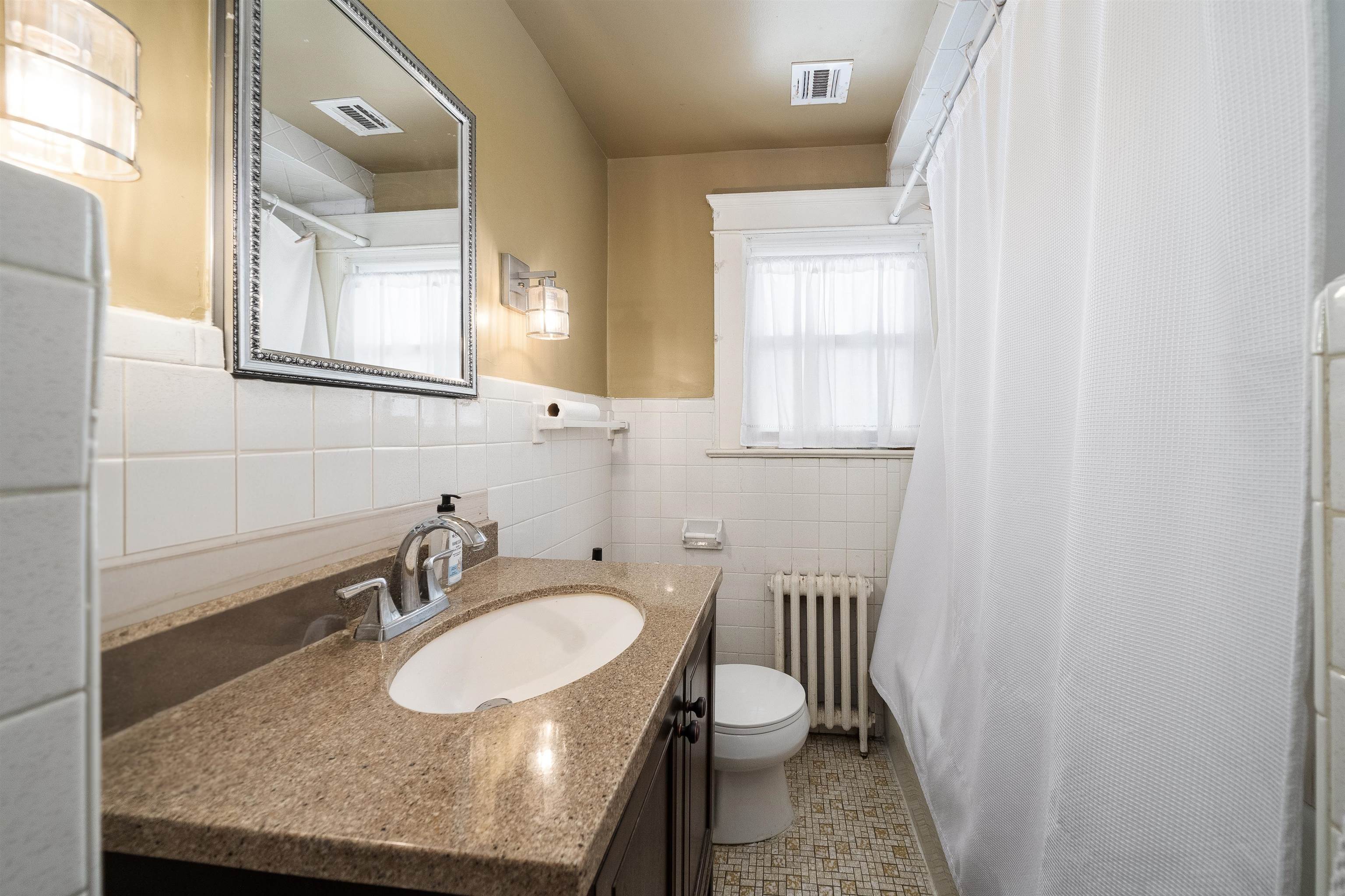 358-360 UNDERCLIFF AVE