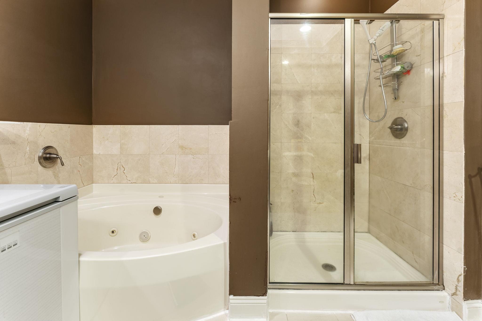 20 AVENUE AT PORT IMPERIAL Unit: 223