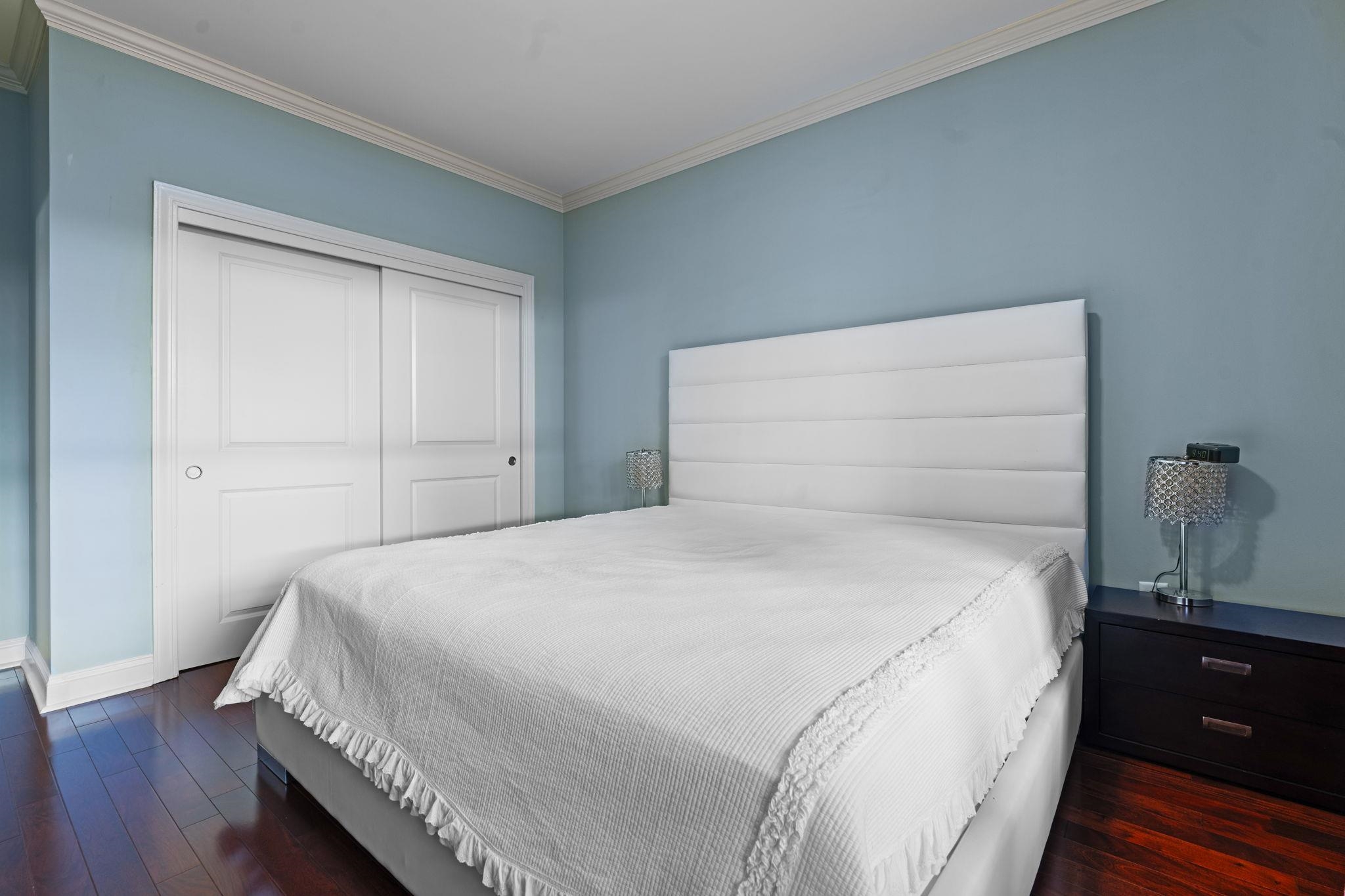 20 AVENUE AT PORT IMPERIAL Unit: 223