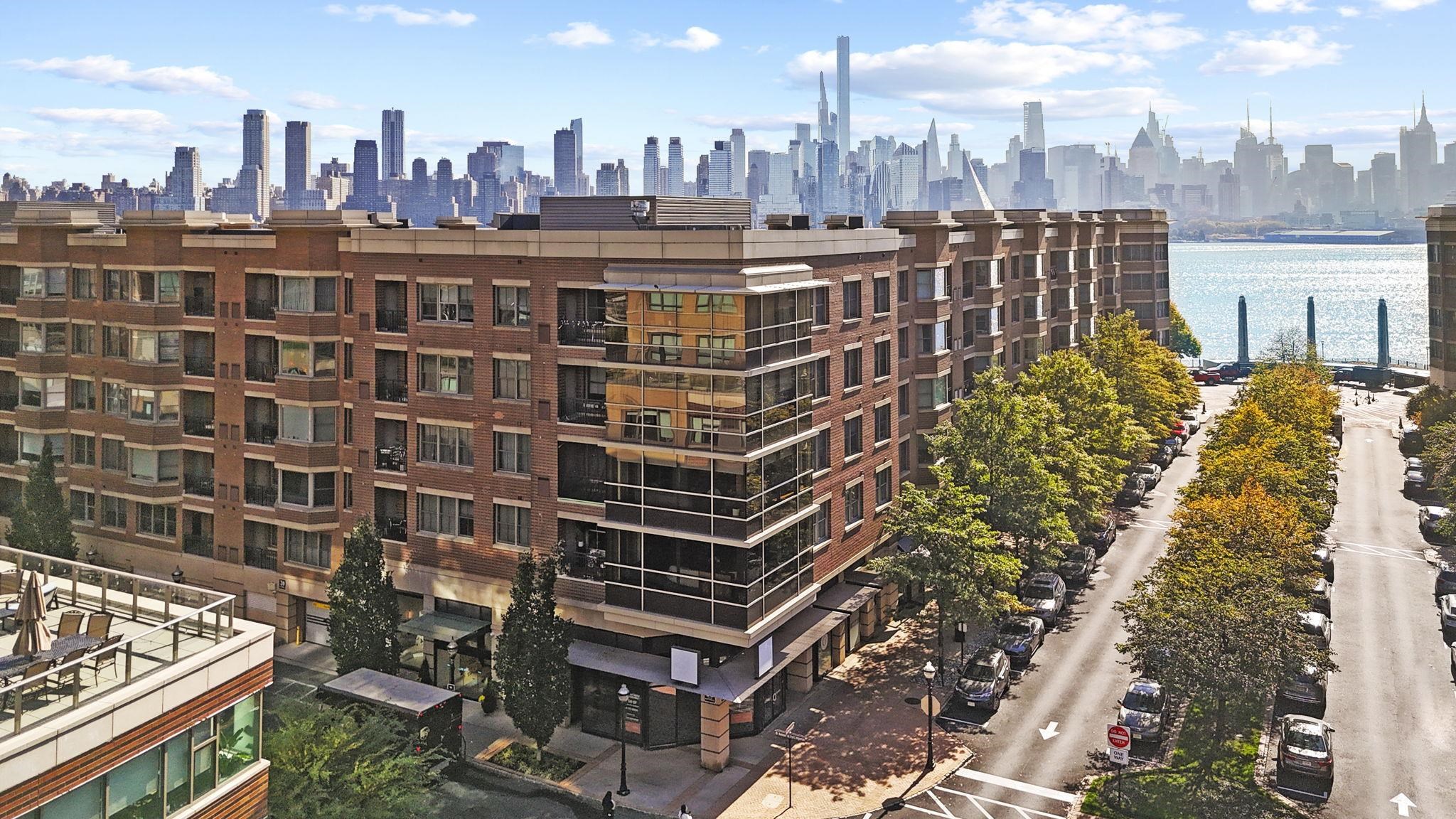 20 AVENUE AT PORT IMPERIAL Unit: 223