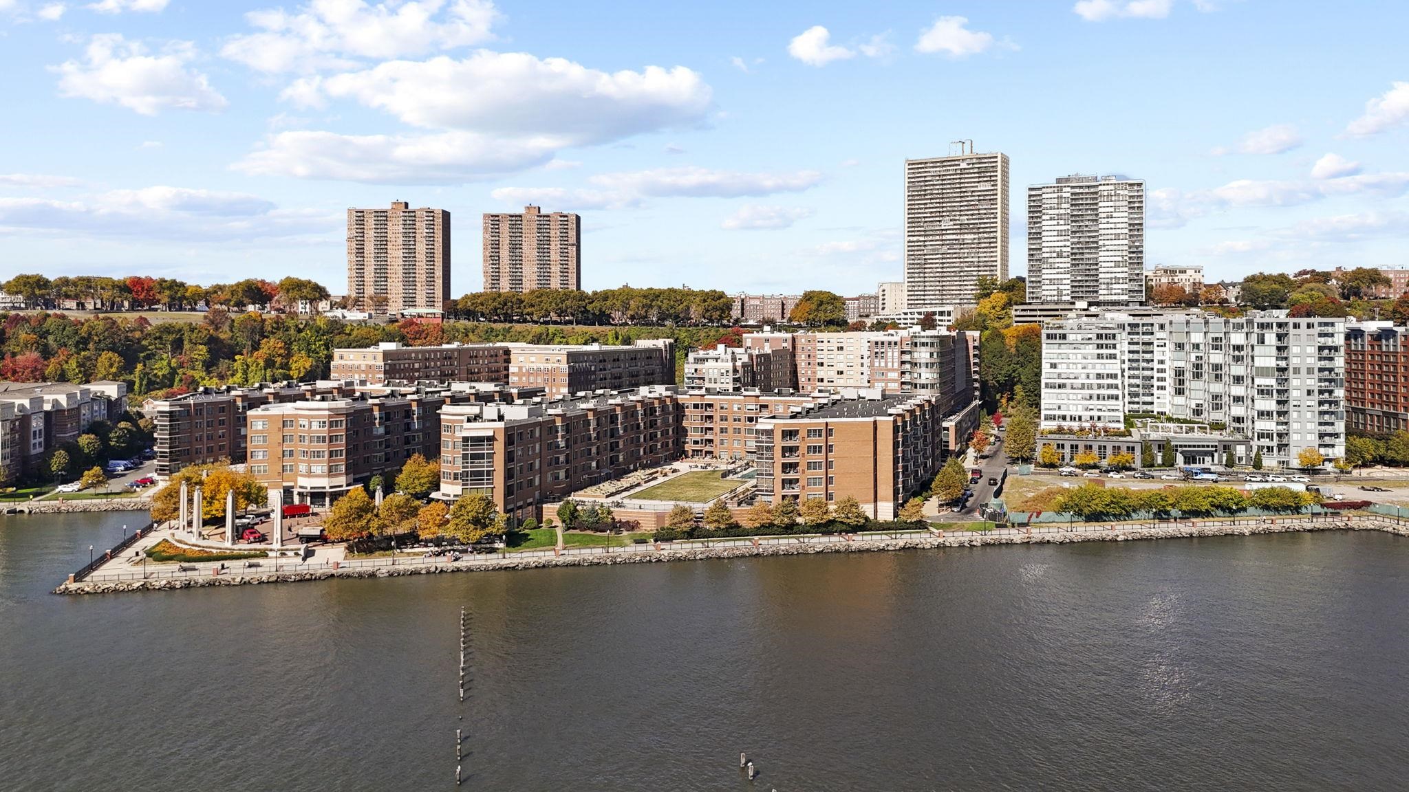 20 AVENUE AT PORT IMPERIAL Unit: 223