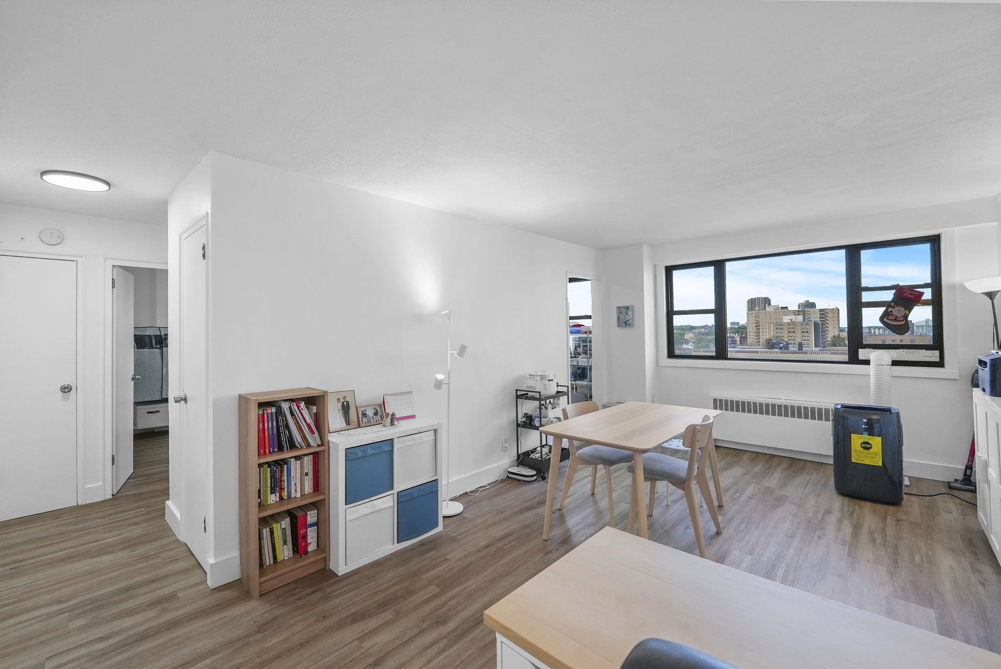 6515 BLVD EAST Unit: 10E