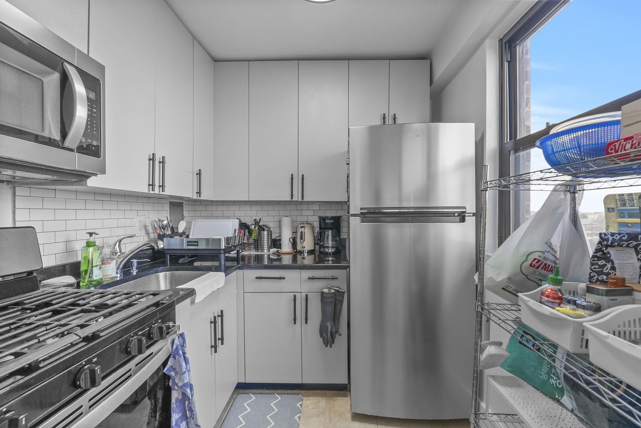 6515 BLVD EAST Unit: 10E