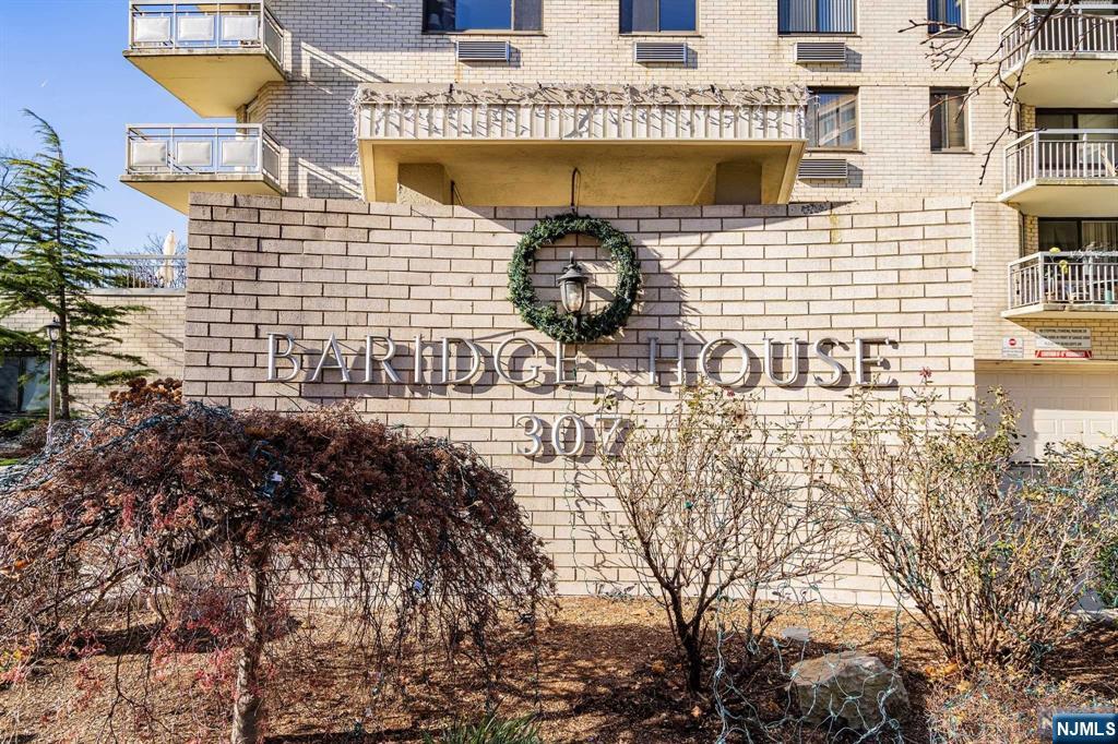 307 Prospect Avenue 10I