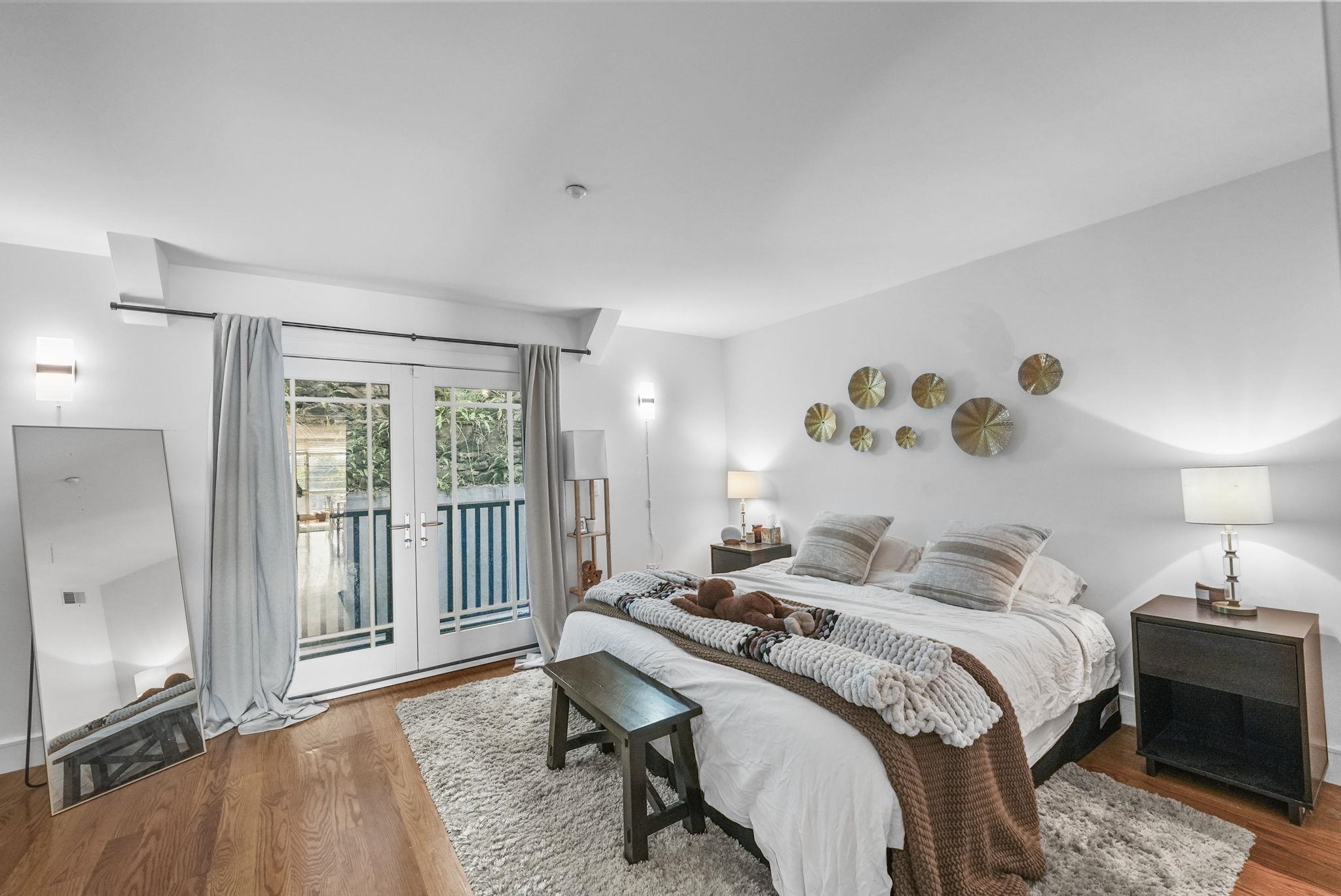 8917 RIVER RD Unit: 1