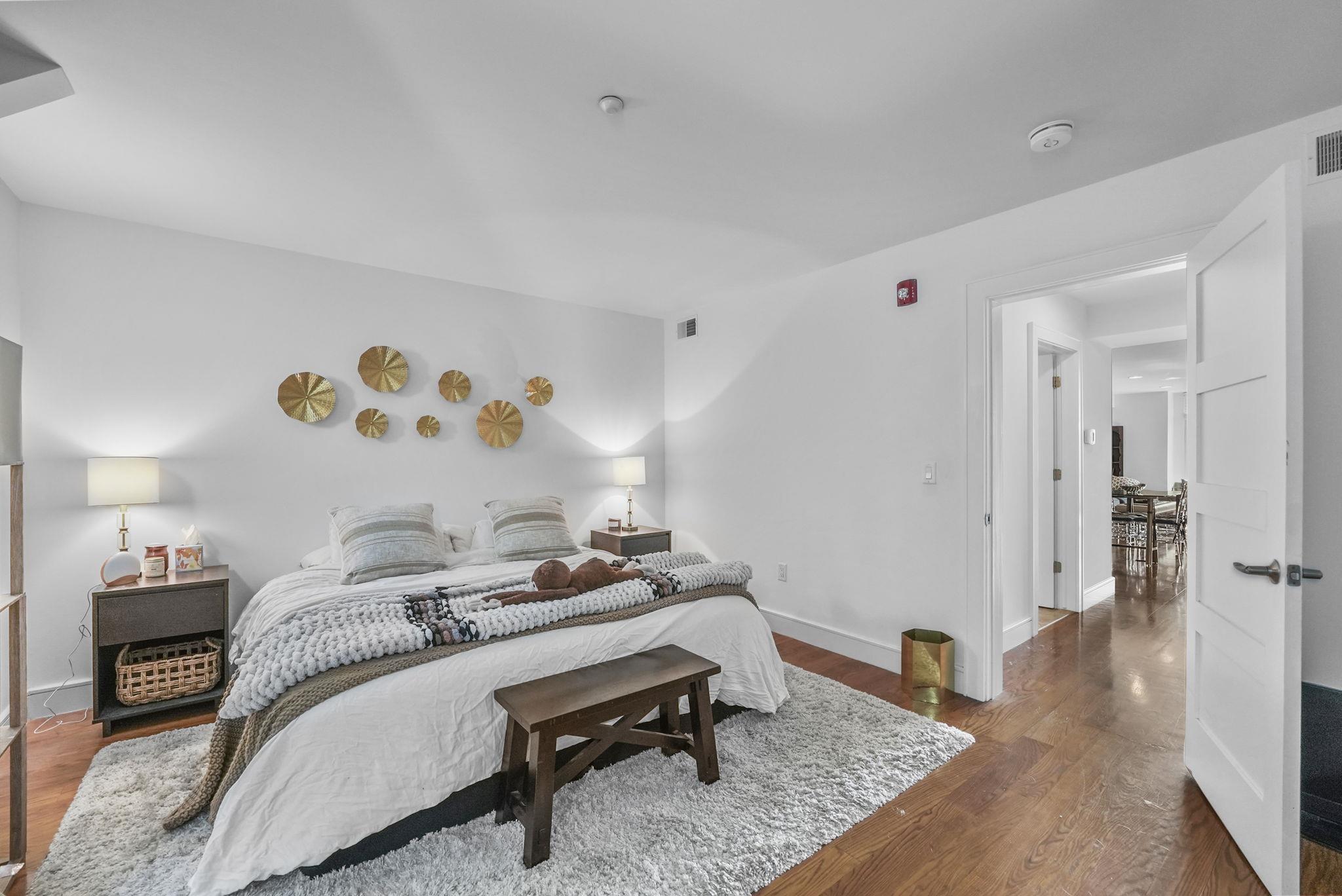 8917 RIVER RD Unit: 1