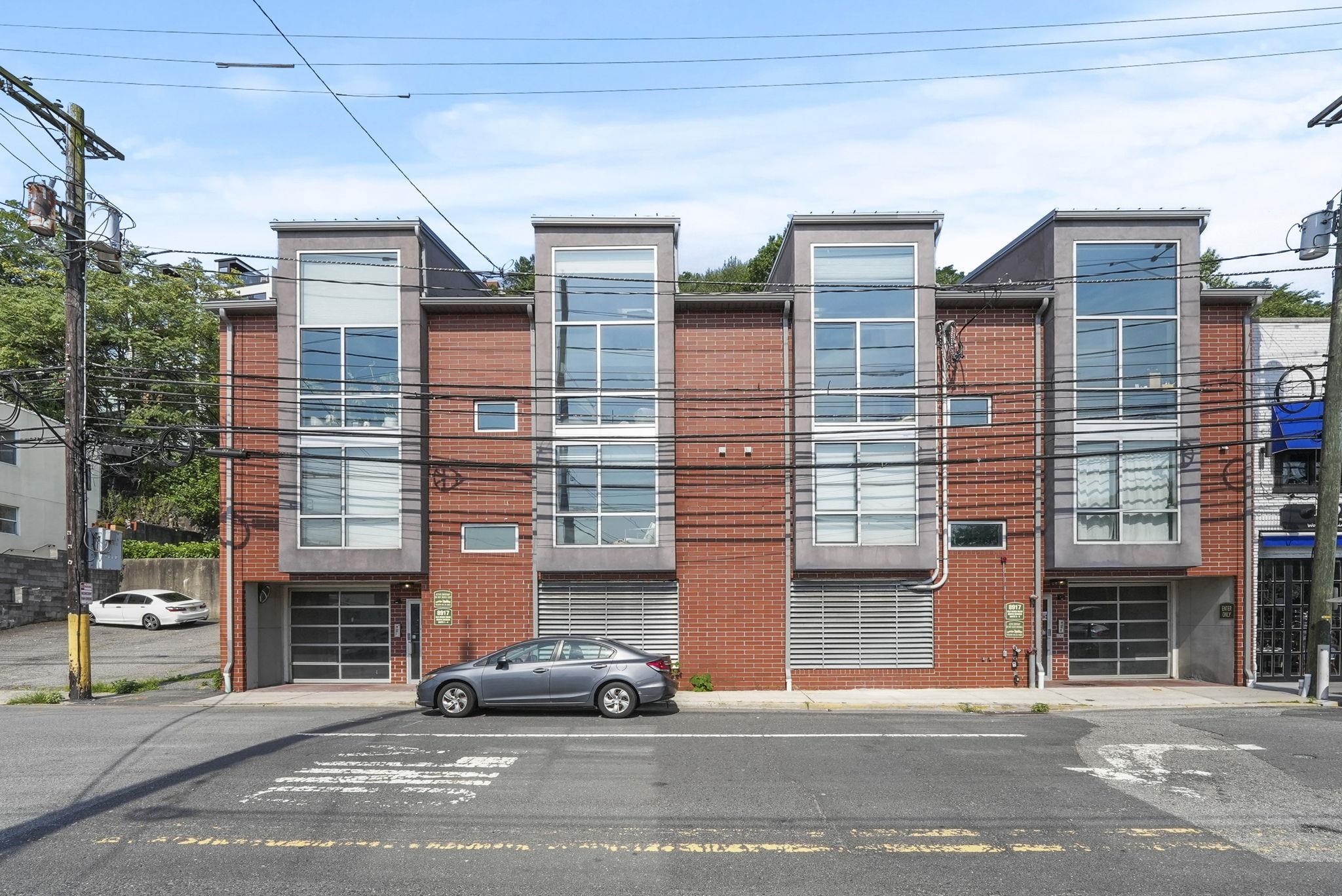 8917 RIVER RD Unit: 1