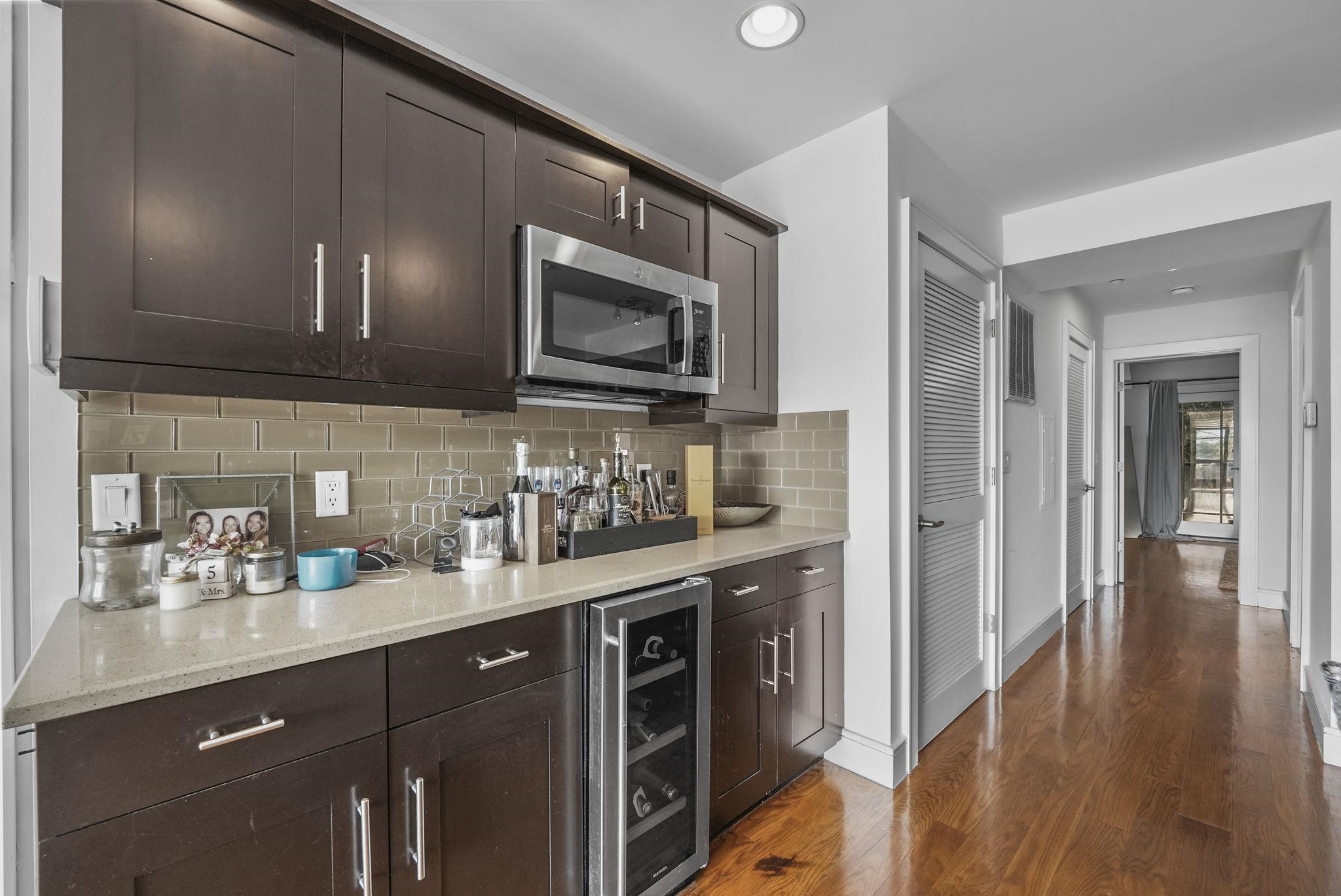 8917 RIVER RD Unit: 1