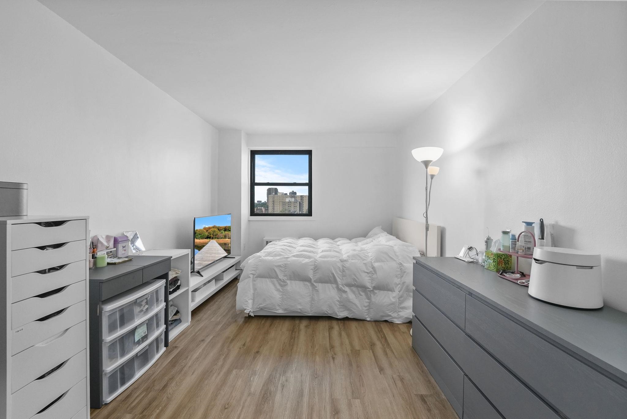 6515 KENNEDY BLVD Unit: 10E