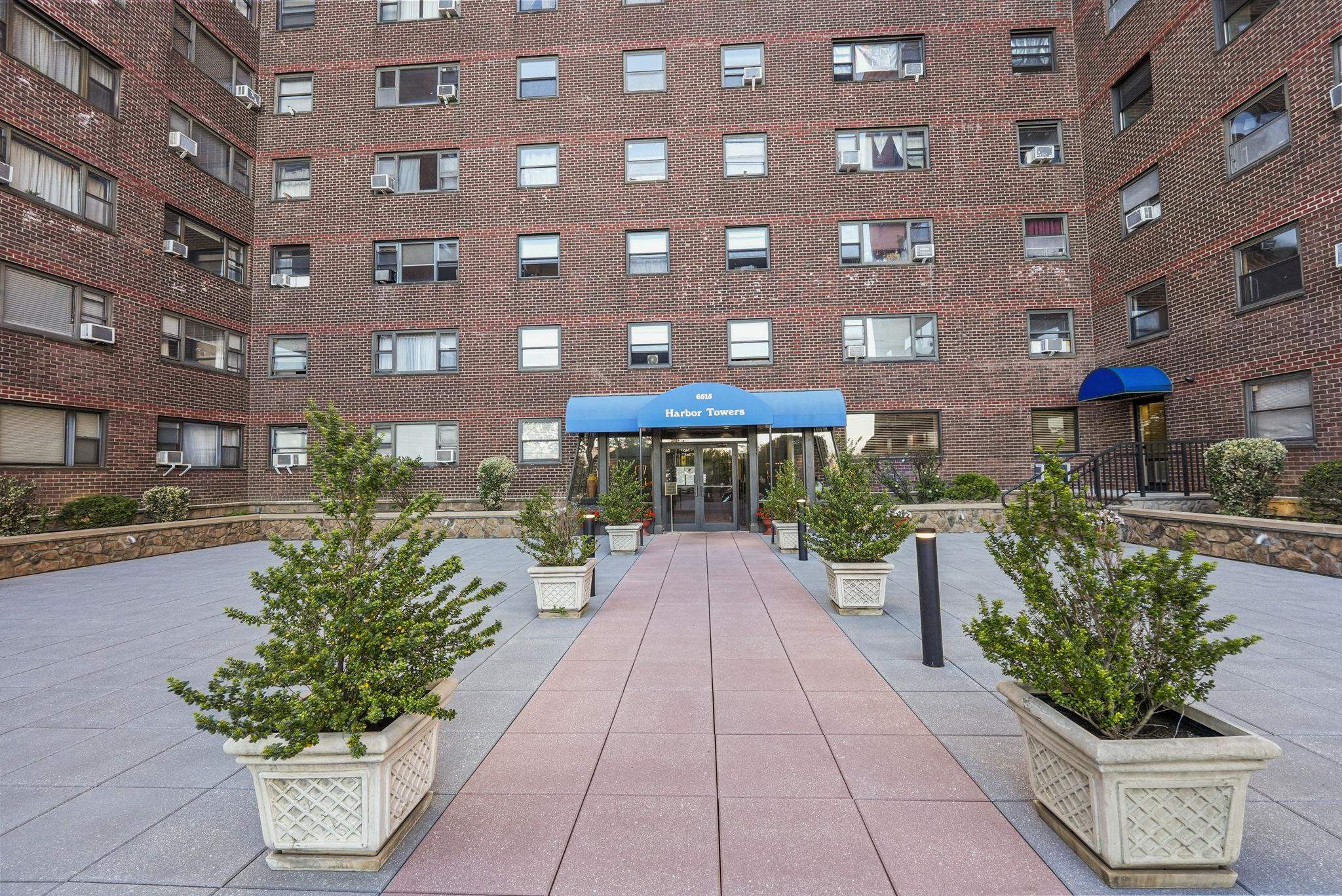 6515 KENNEDY BLVD Unit: 10E