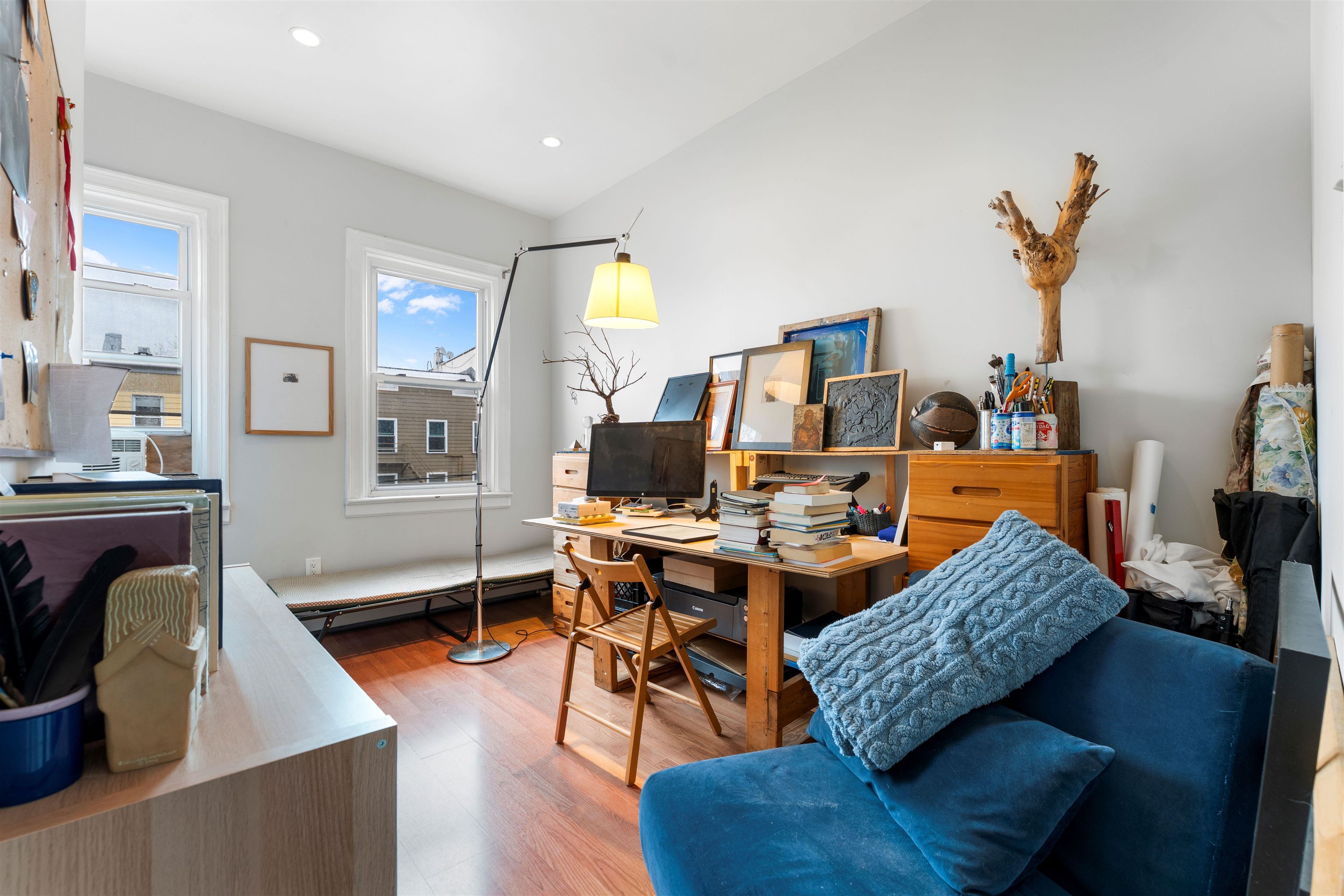 325.5 4TH ST Unit: 2