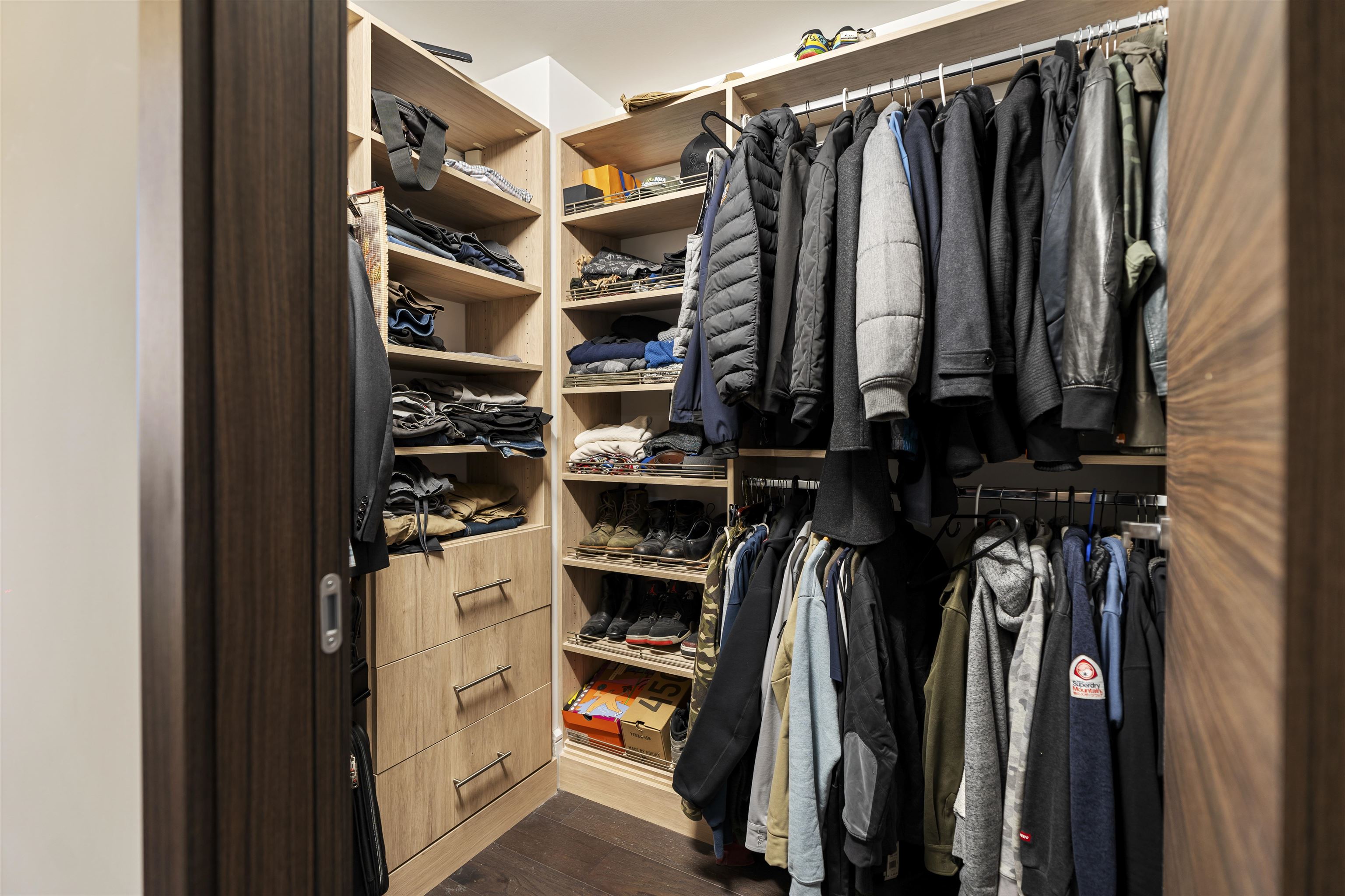 8701 CHURCHILL RD Unit: 1401