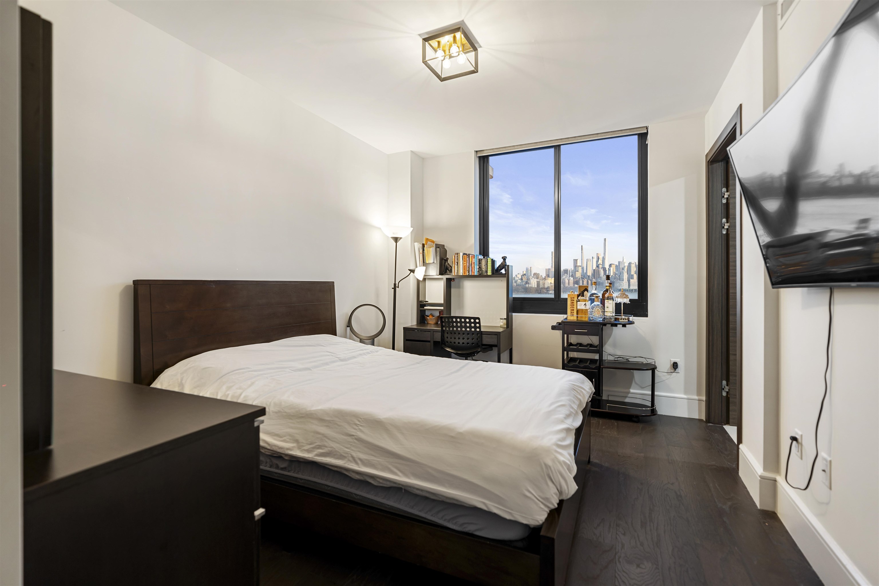 8701 CHURCHILL RD Unit: 1401